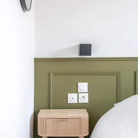 Josephines Apartament *